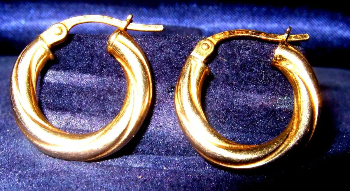 Vintage 9ct Gold Twirl Hoops - Image 3