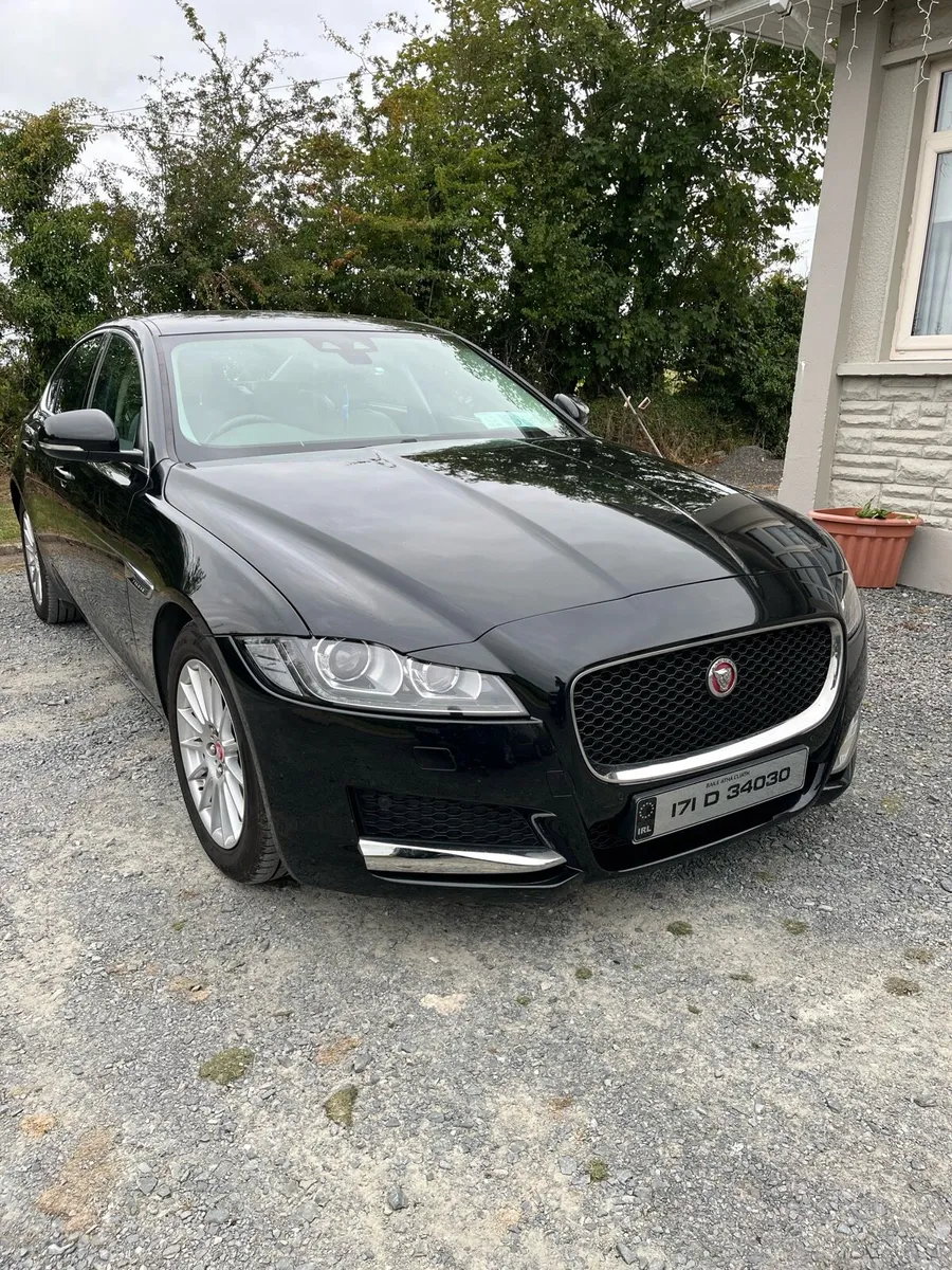 Jaguar XF - Image 1