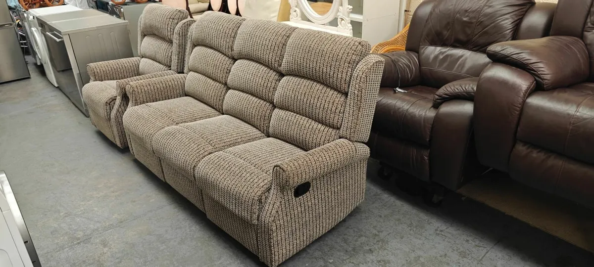 3 +1 Grey recliner Suite - Image 2