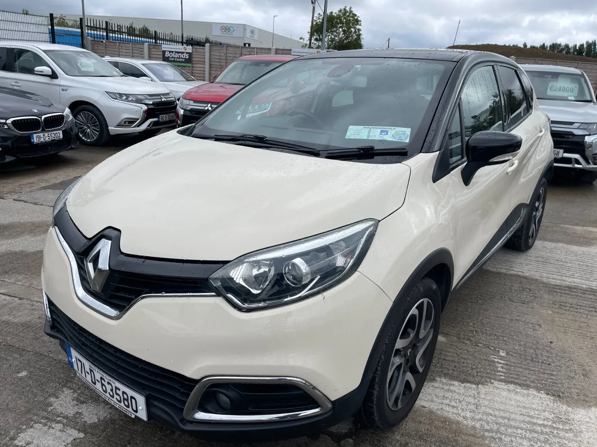 171 Renault Captur 1.2 Petrol Automatic 5dr Model - Image 3