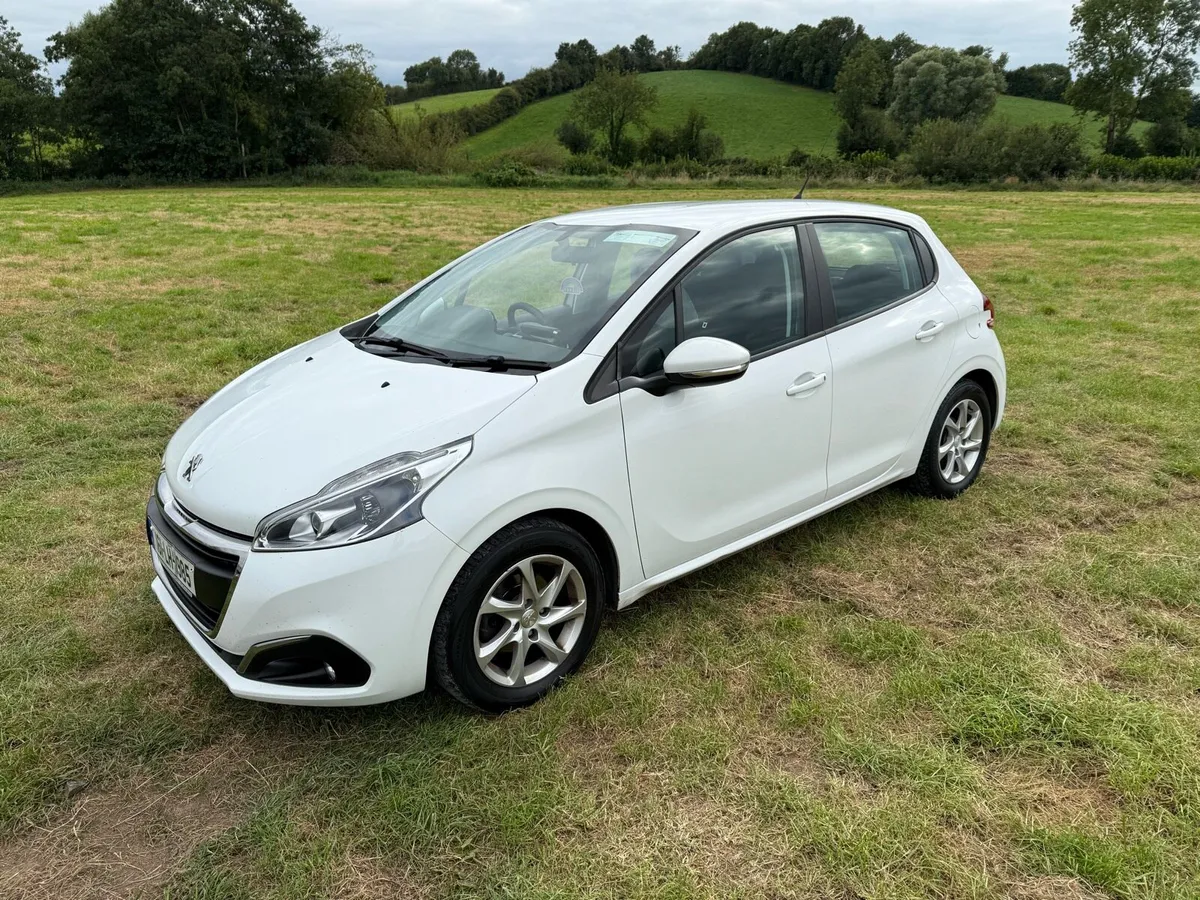 2016 Peugeot 208 1.6 hdi diesel low km - Image 3