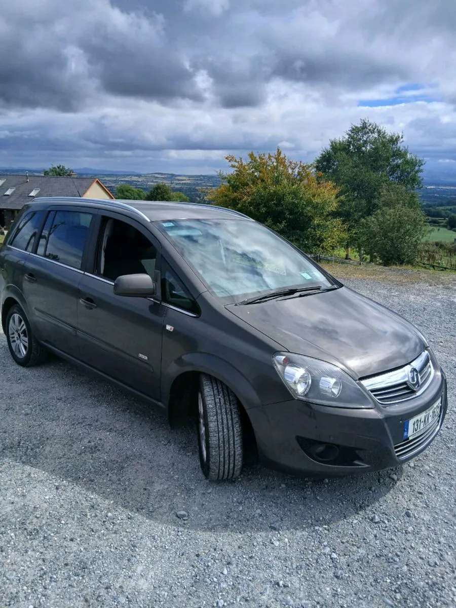 131 Vauxhall zafira 7 seater taxed and tested - Image 1