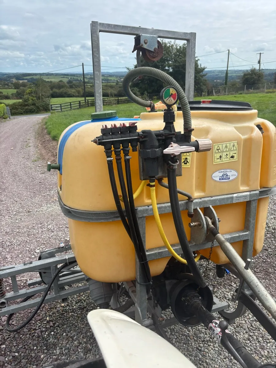 Jarmet tractor sprayer - Image 1