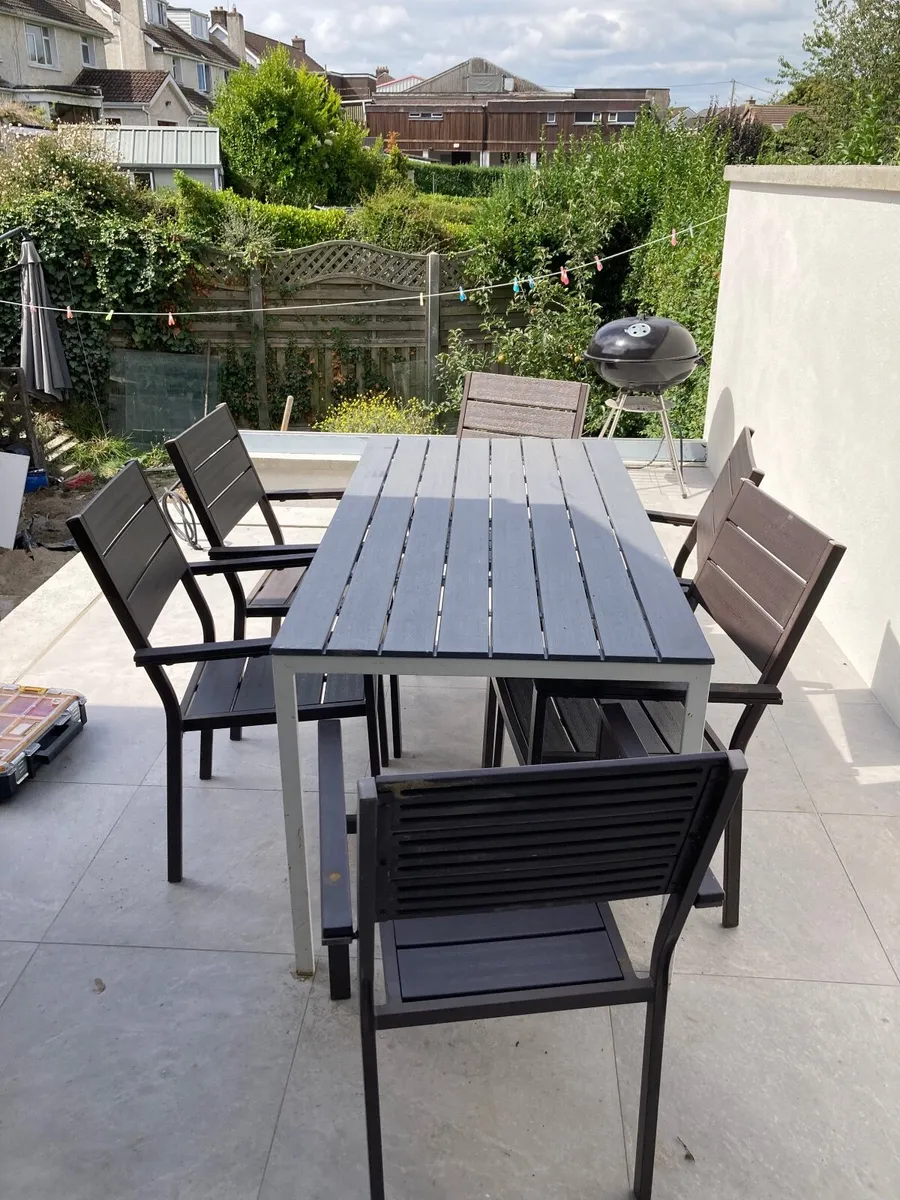 Garden table and chairs - Image 2