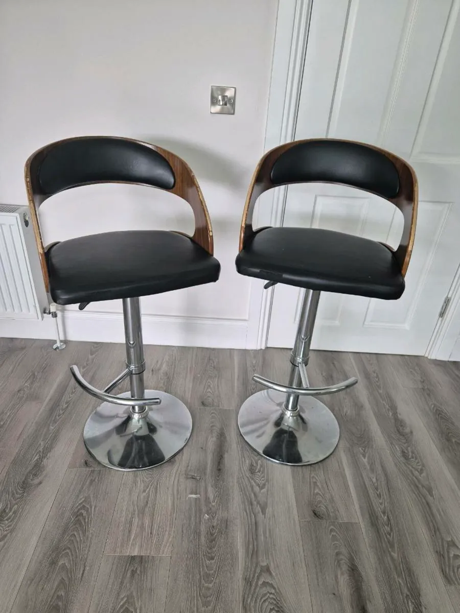 Pair of High Chairs ( Height Adjustable - Image 1