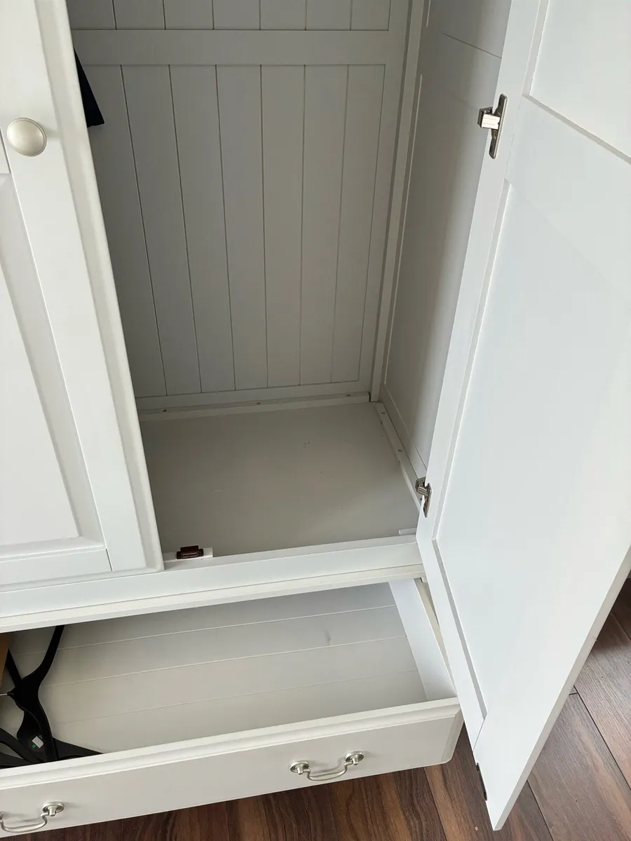 Wardrobe - Image 2