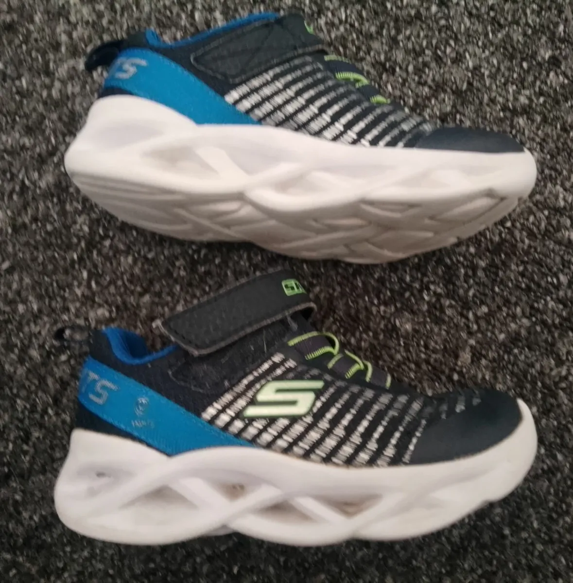 sneakers eu24 - Image 2