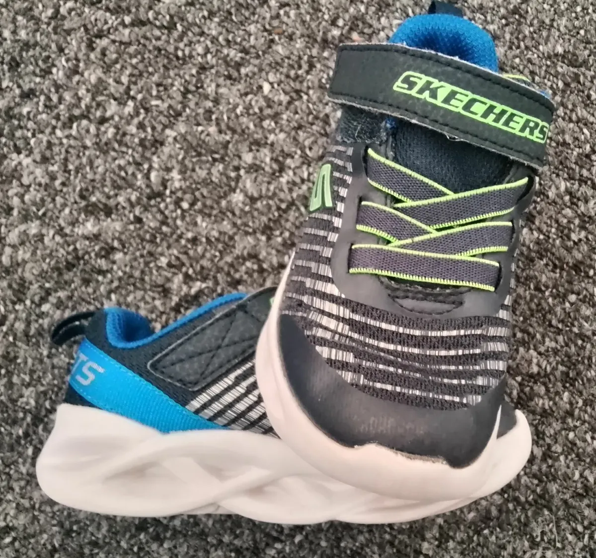 sneakers eu24 - Image 1