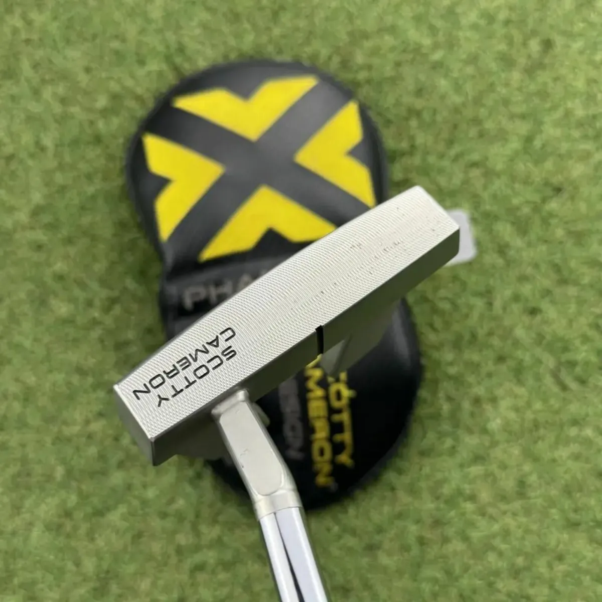 SCOTTY CAMERON PHANTOM X 5.5 2024 PUTTER / 34″ - Image 3