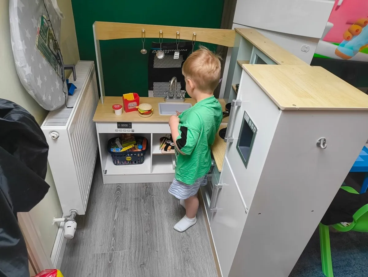 Wooden kitchen - Image 4