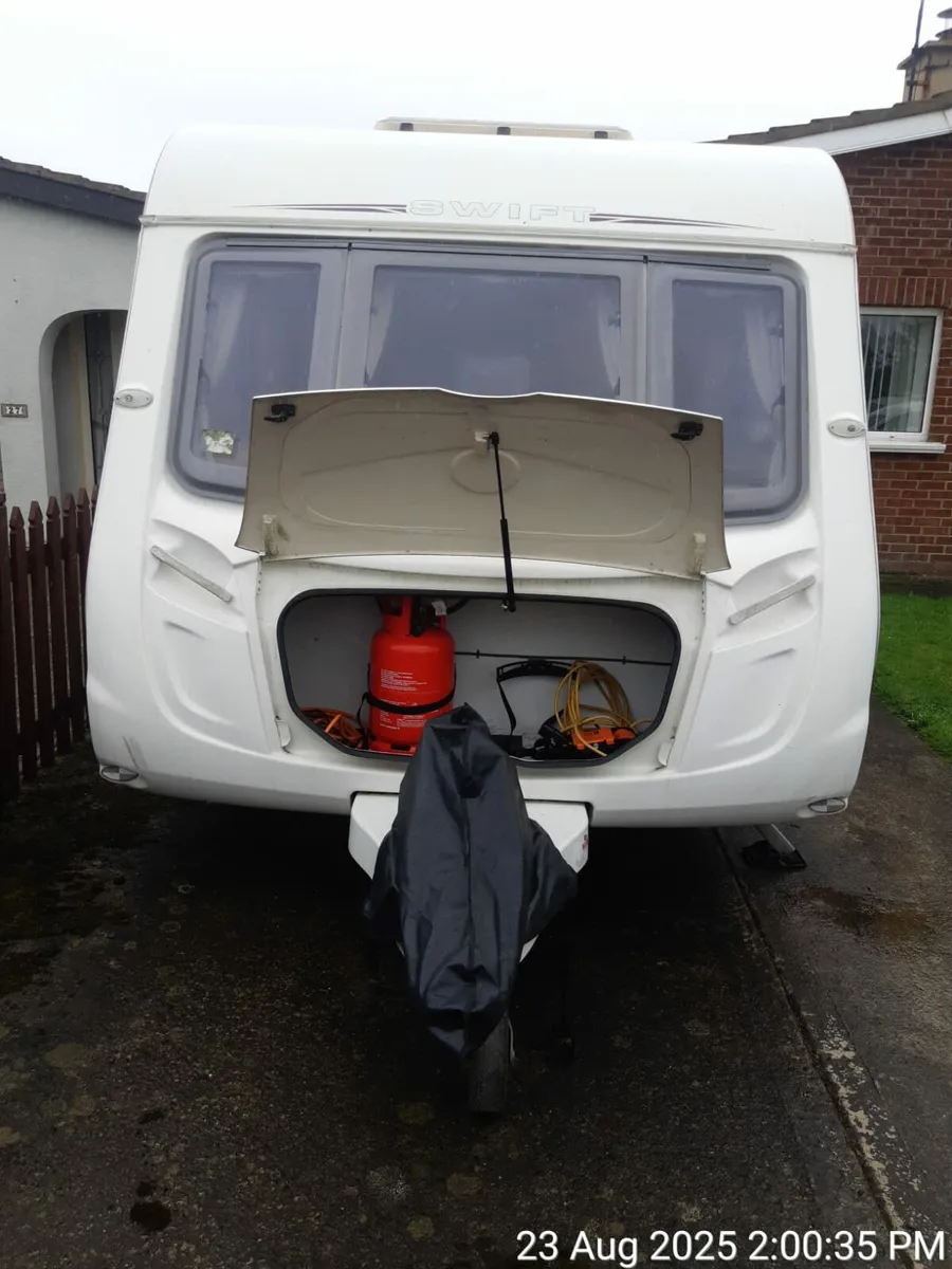 Caravan - Image 4
