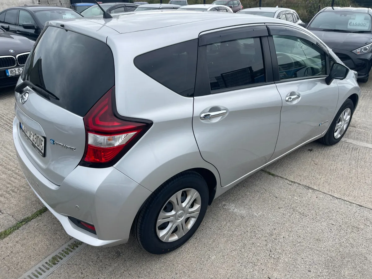201 Nissan Note Hybrid 1.2 Automatic 5dr Model - Image 3