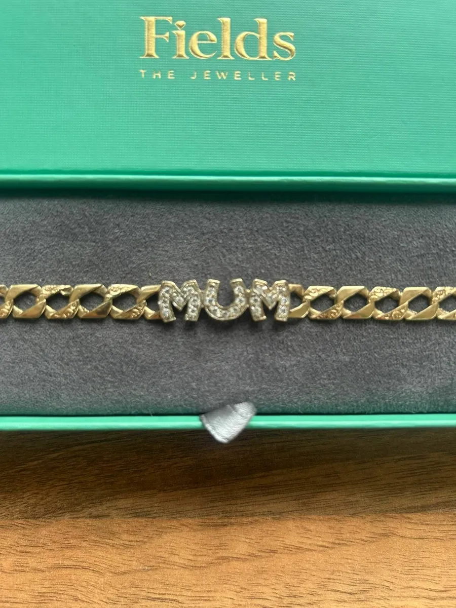 9ct Gold Mum Bracelet - Image 1