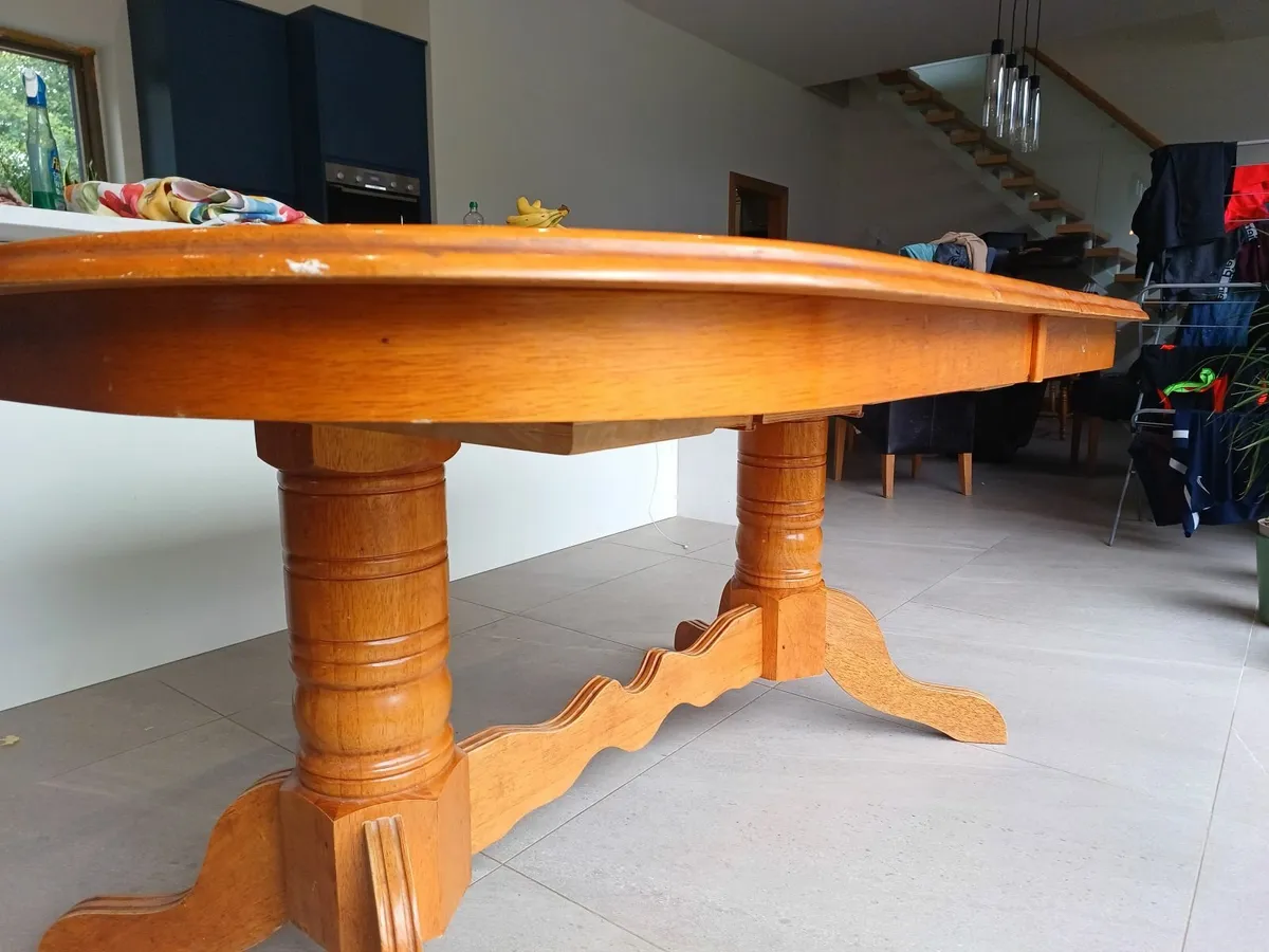 Kitchen table - Image 3