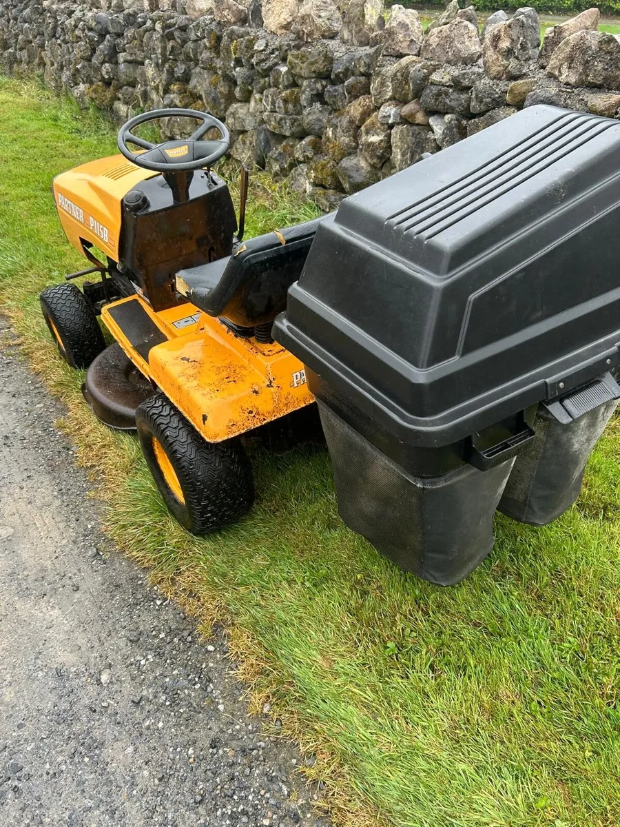 Partner P115B Ride-On Mower – With Grass Collector - Image 3