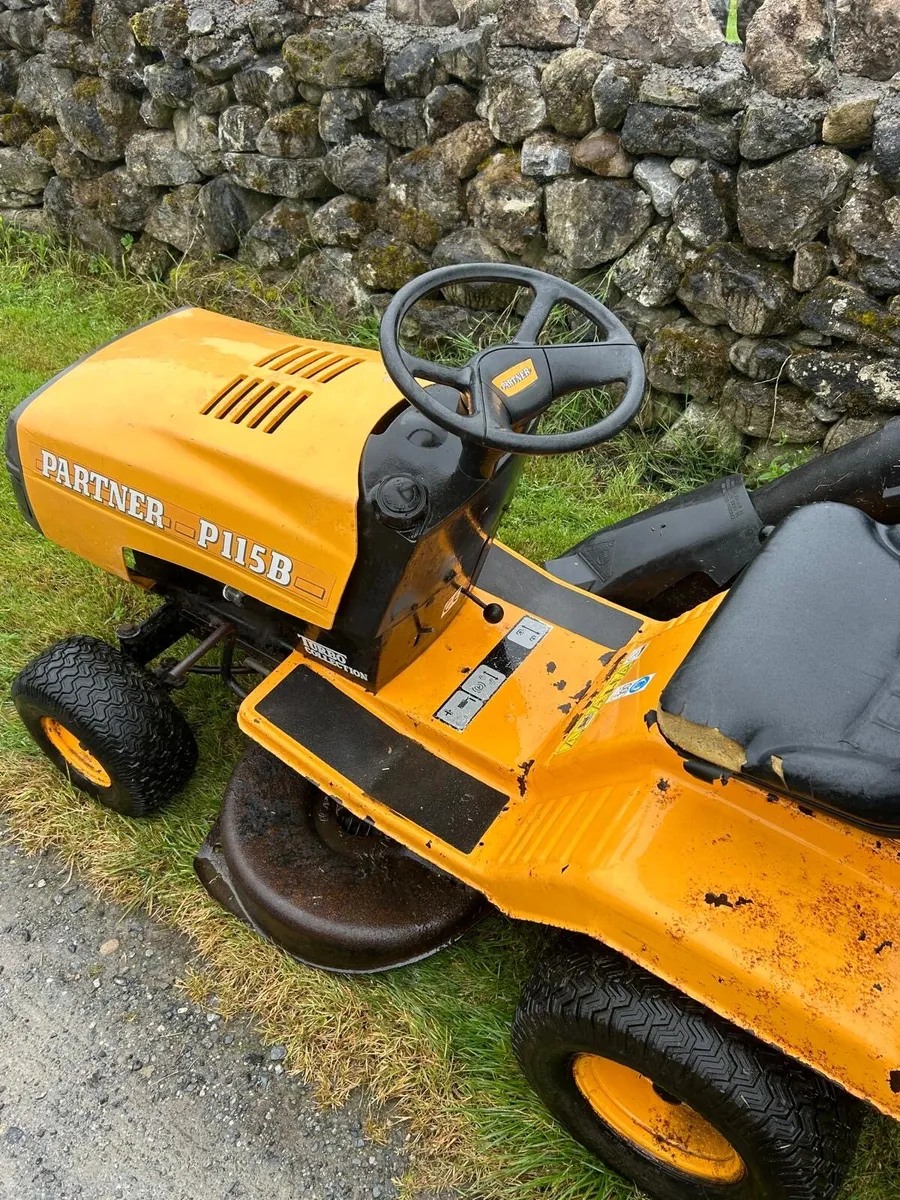 Partner P115B Ride-On Mower – With Grass Collector - Image 4