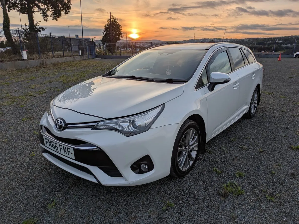 Toyota Avensis 2016 - Image 1