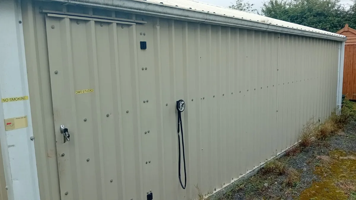 Steel Shed - Image 2