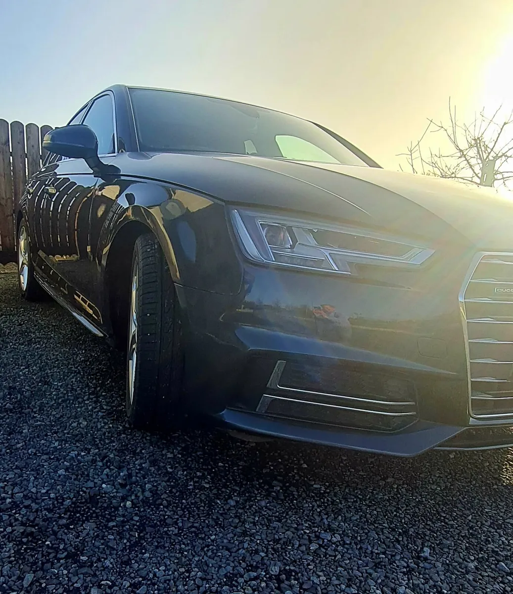 Audi A4 - Image 1