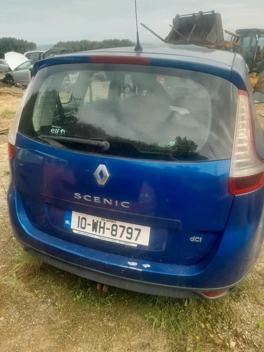 Breaking 2010 renault grand scenic - Image 2