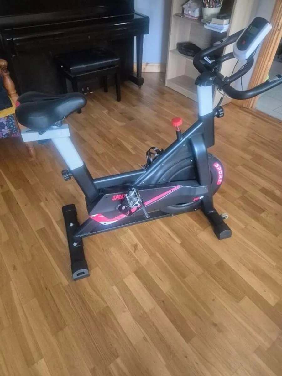 exercise bike - Image 1