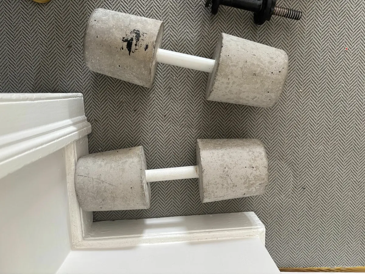 Fitness Weights & bench - Image 1
