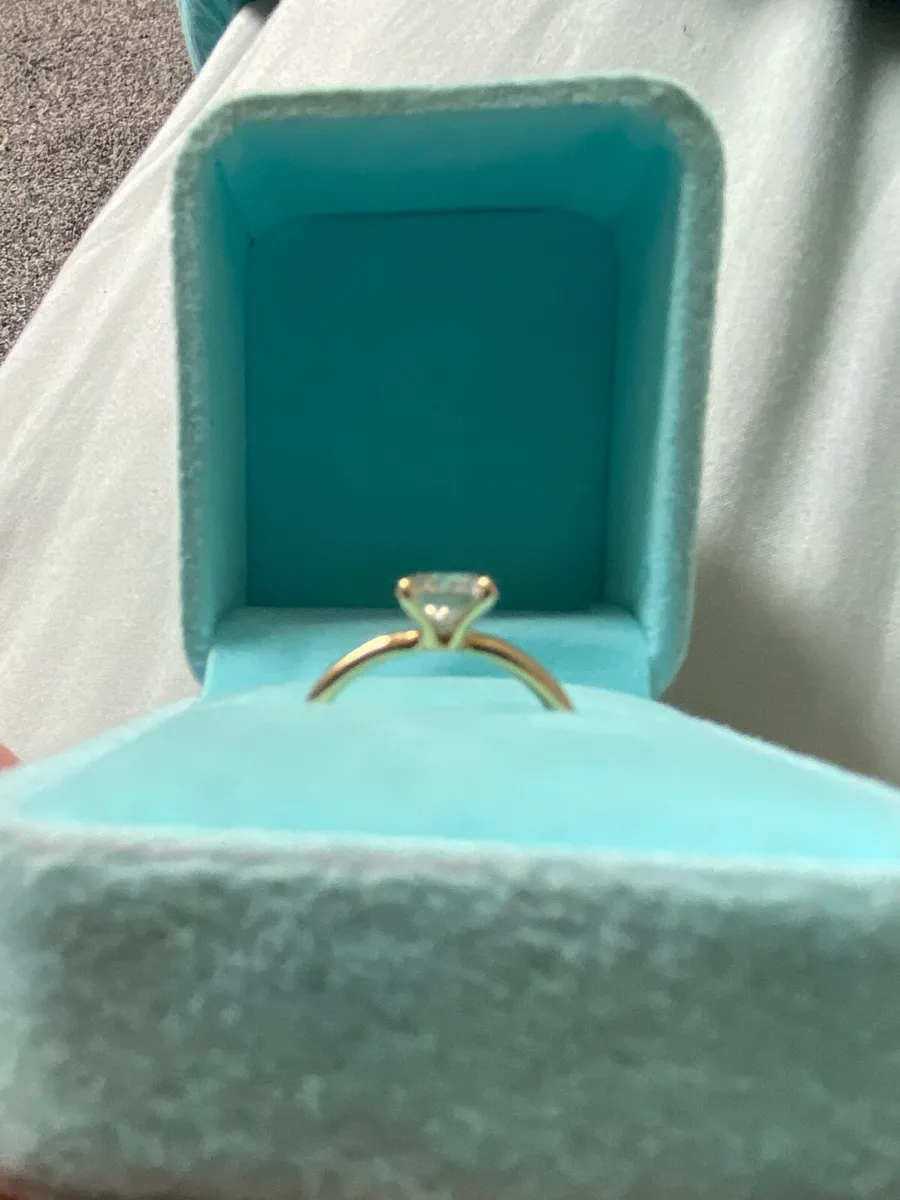 1.24 carat Natural Diamond Engagement Ring - Image 3
