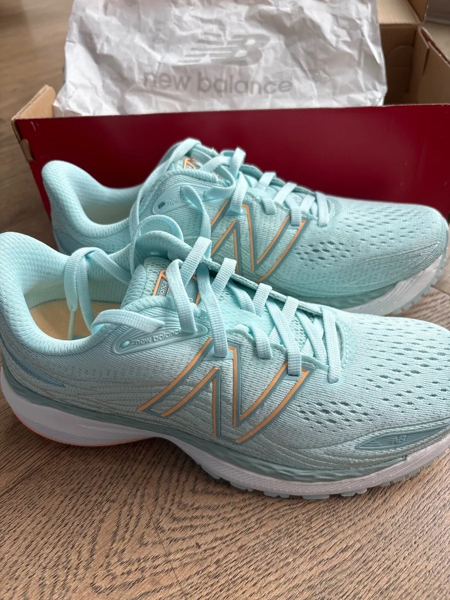 New Balance Running Shoes - Image 3