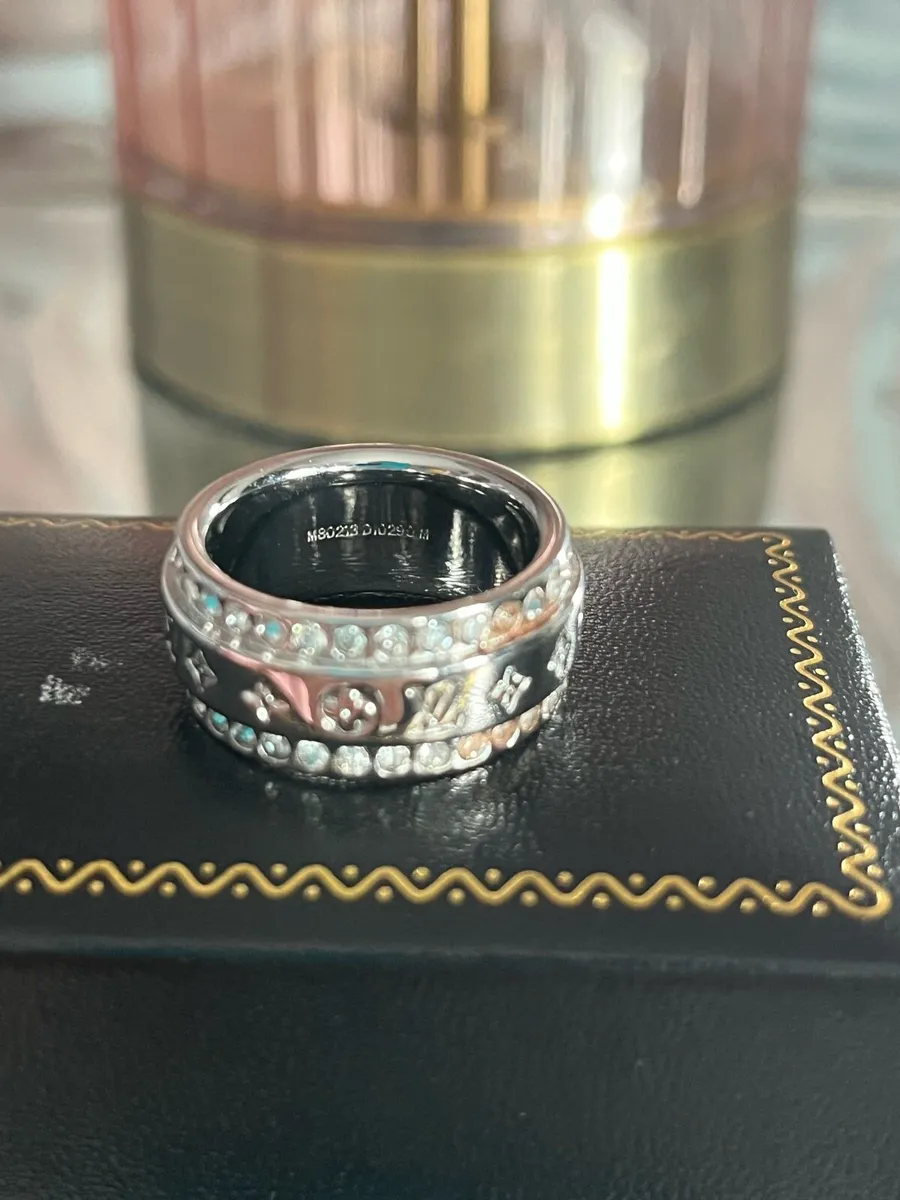 LV ring - Image 3
