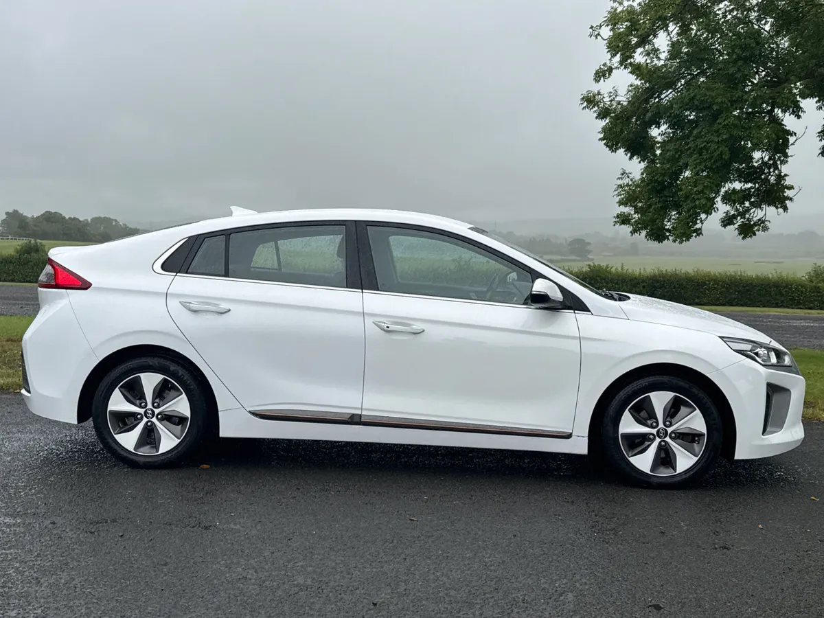 Hyundai IONIQ 2018 Fully Elctric - Image 3