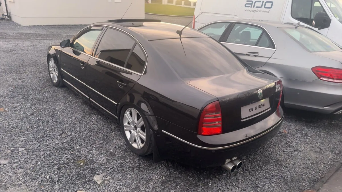 Skoda superb edition 100 - Image 2