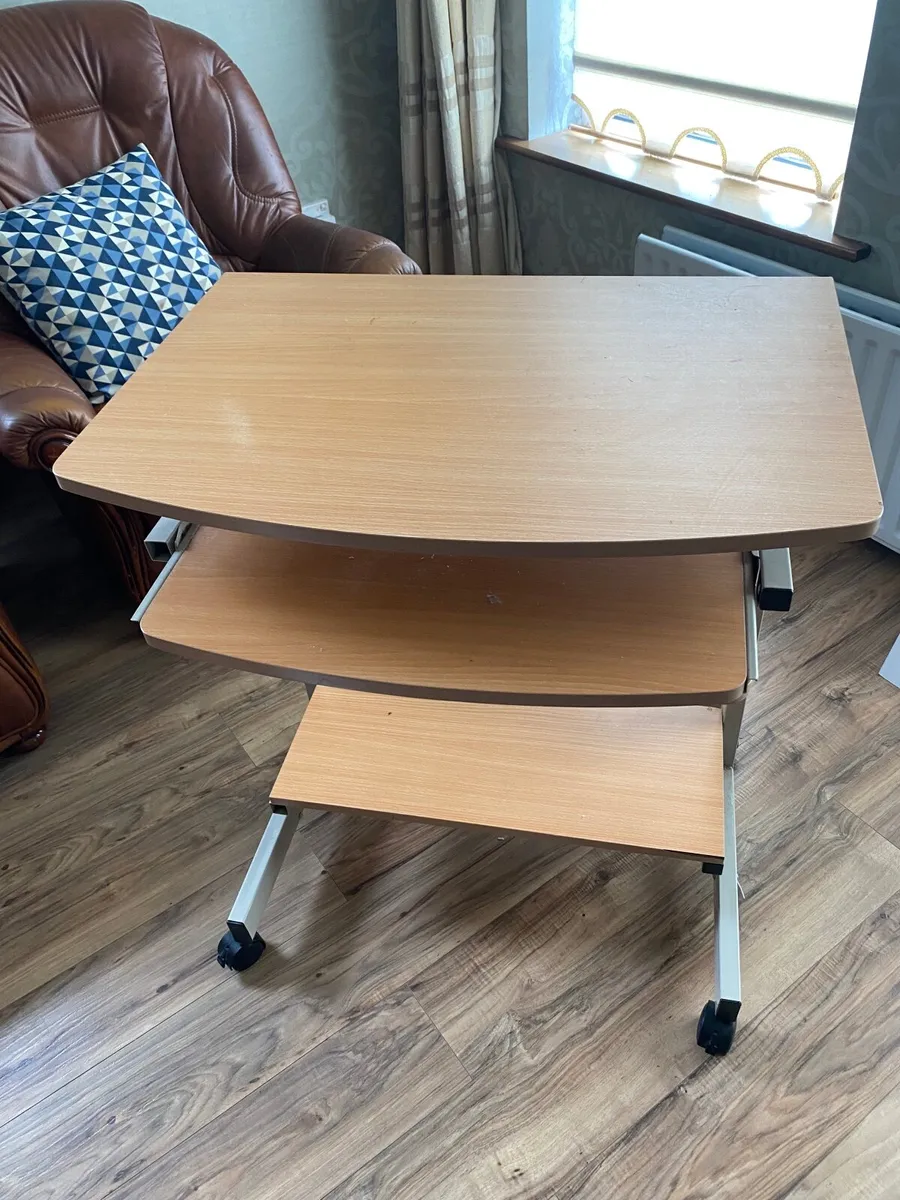 Coffee table and study desk - Image 3