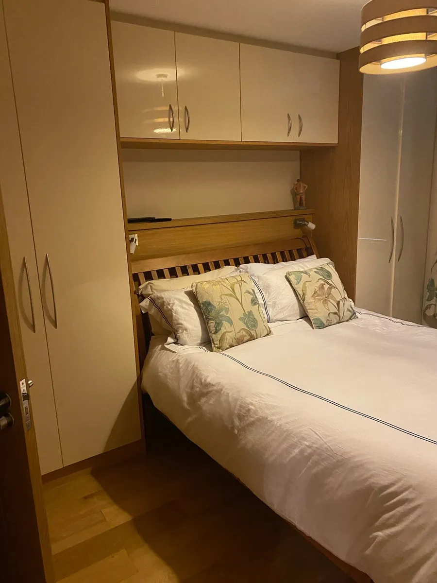 Solid Oak sleigh bed - Image 2