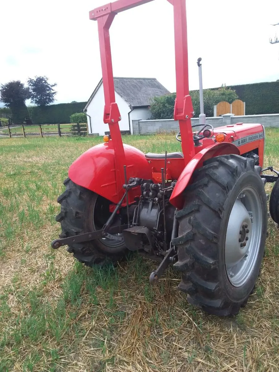Tractor - Image 4
