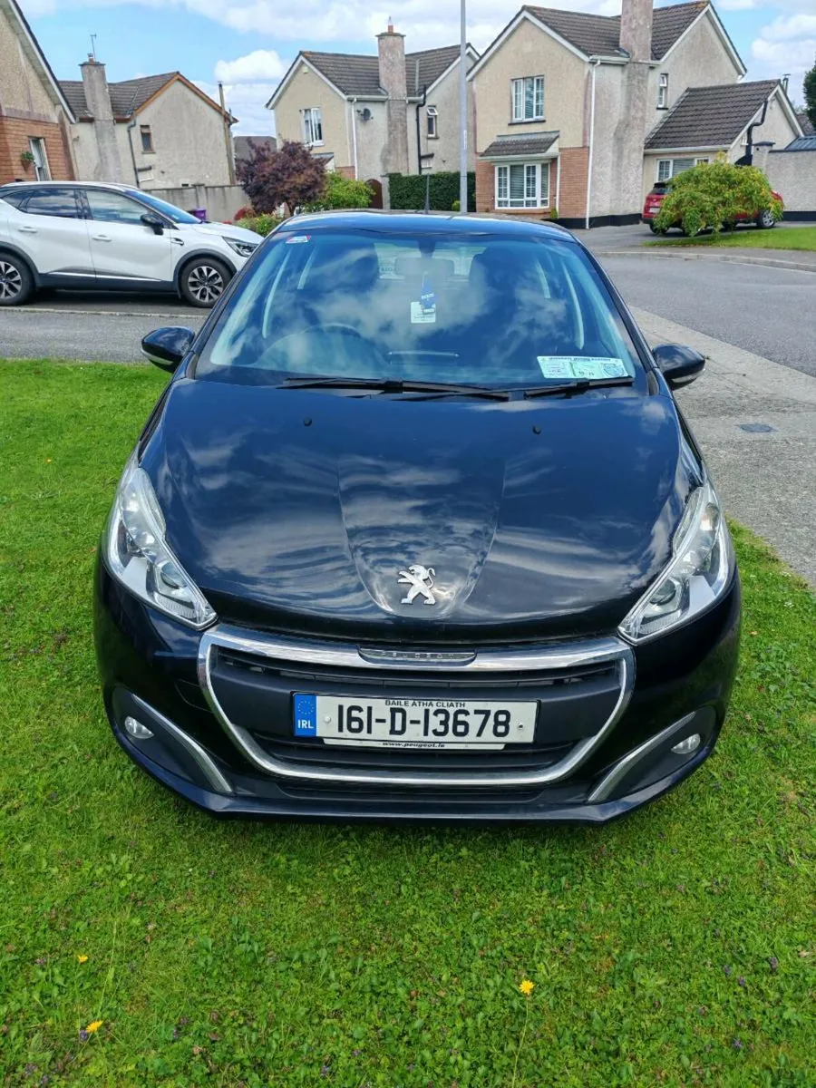 Peugeot 208 - Image 4