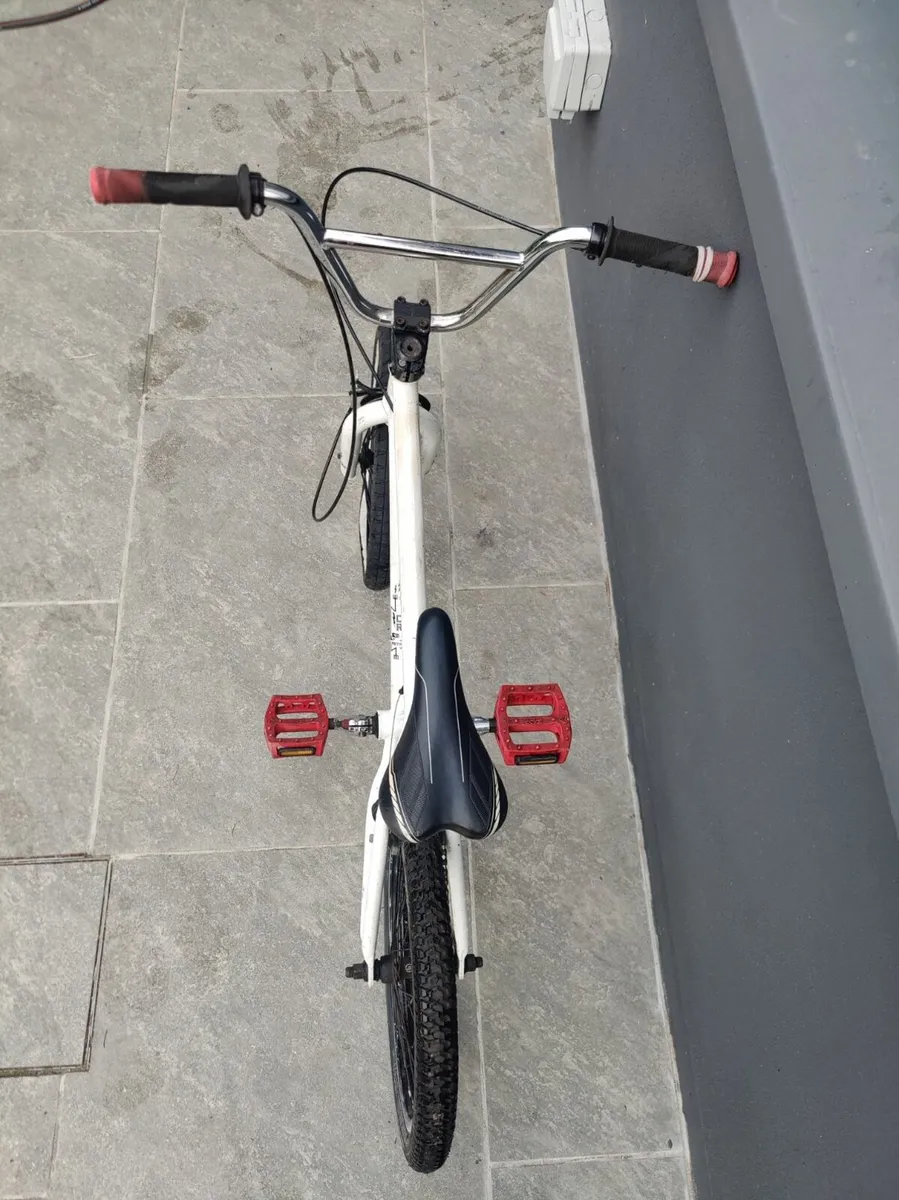 Wethepeople BMX-type kid's bike - Image 4