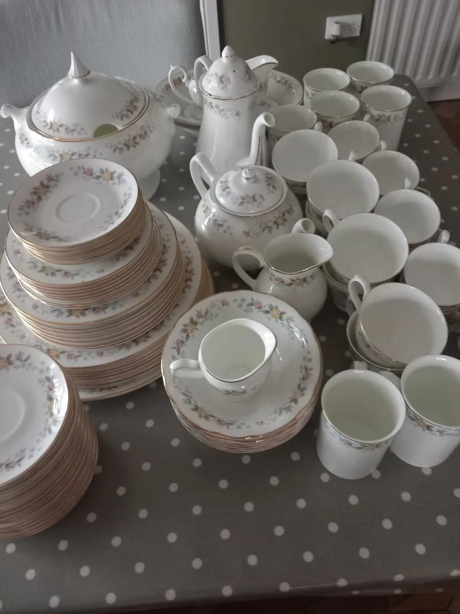 Dinner Service - Image 3