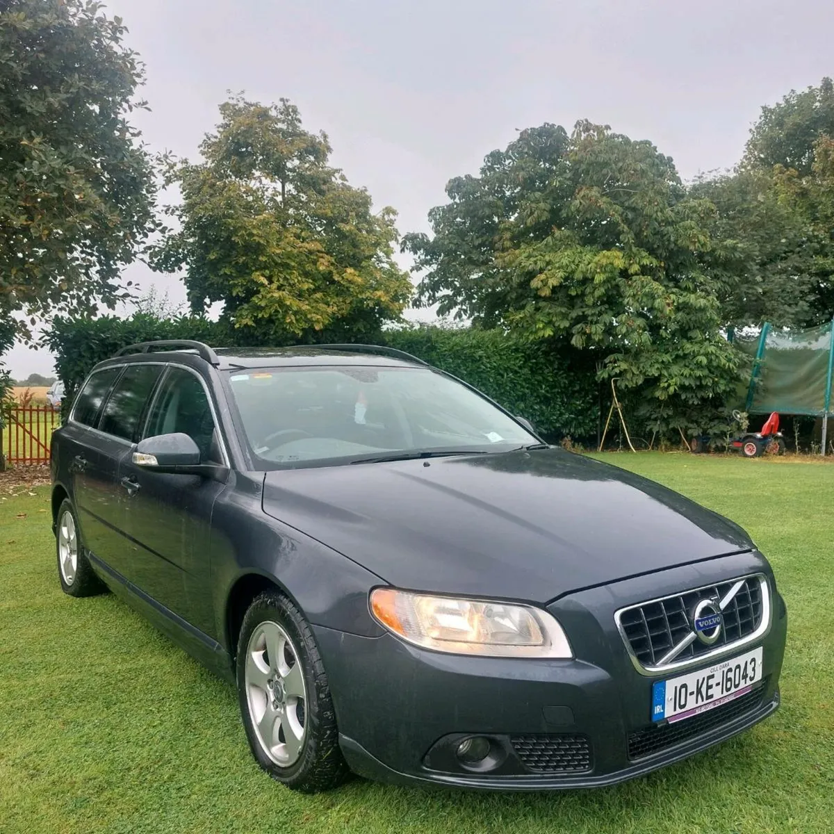 Volvo v70 - Image 2