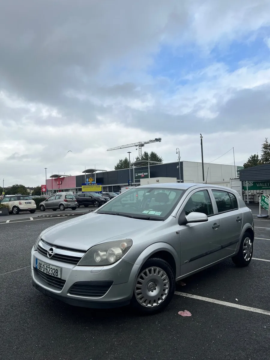 Opel Astra 2006 automatic transmission - Image 1