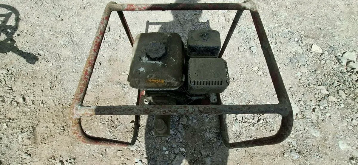 Petrol poker unit-- good condition - Image 1