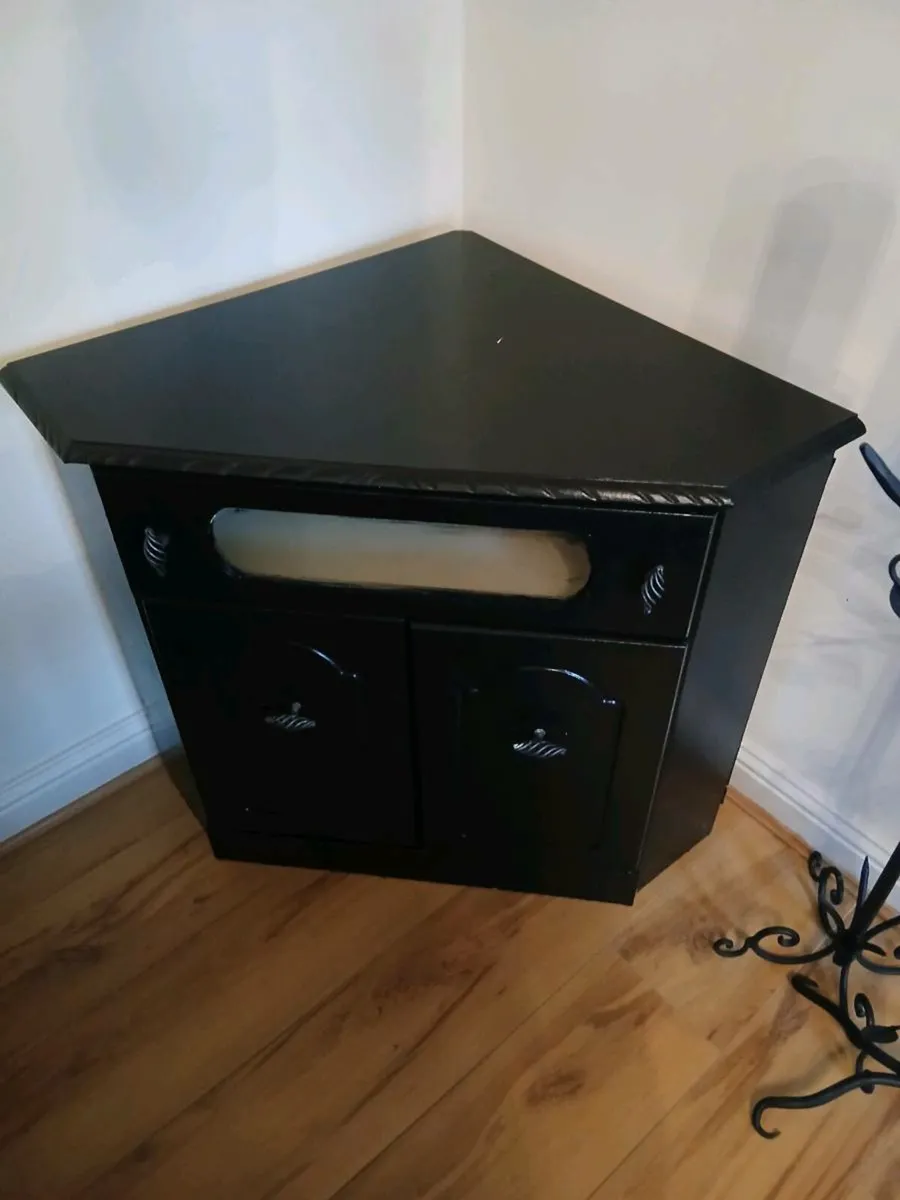 Corner Cabinet Blck - Image 1
