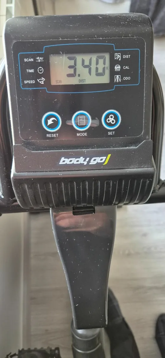 BodyGo Exercise Spinning Bike - Image 2