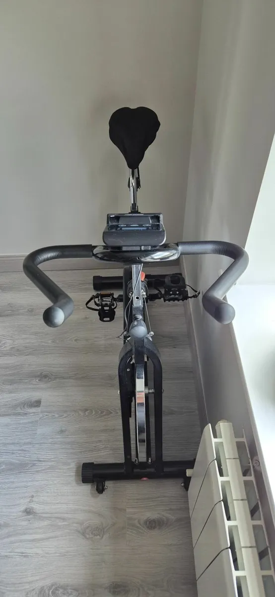 BodyGo Exercise Spinning Bike - Image 4