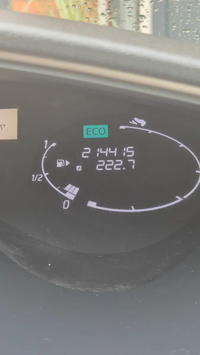 Nissan Serena 2014 - Image 2