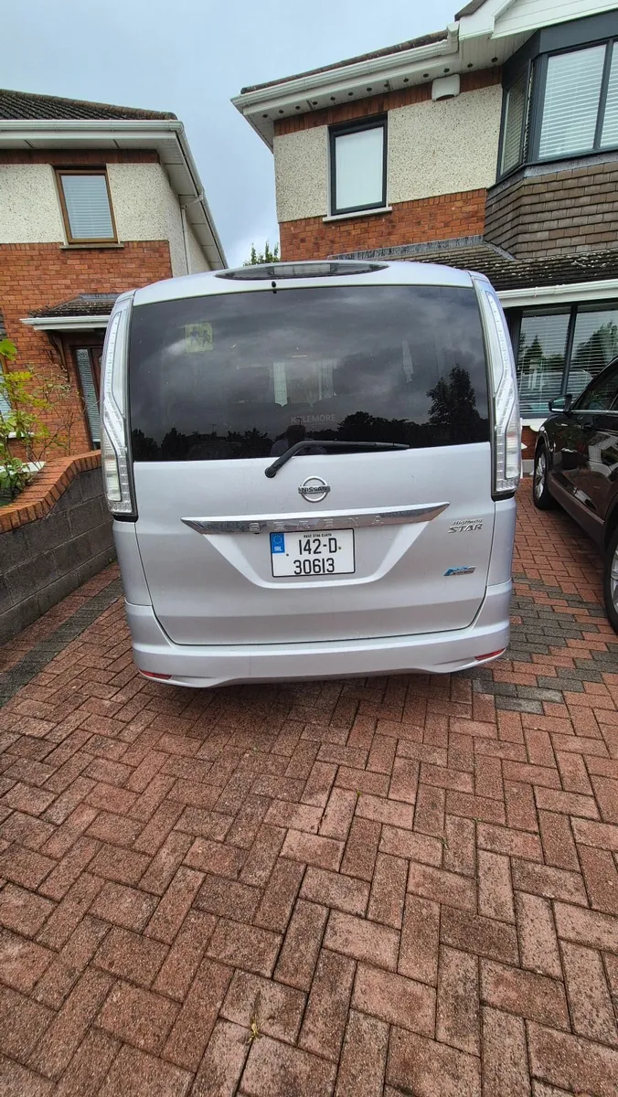 Nissan Serena 2014 - Image 4