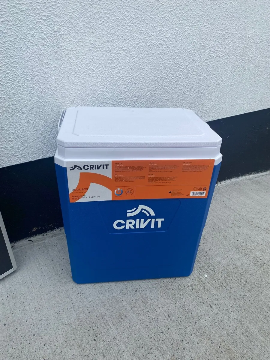 Cool box