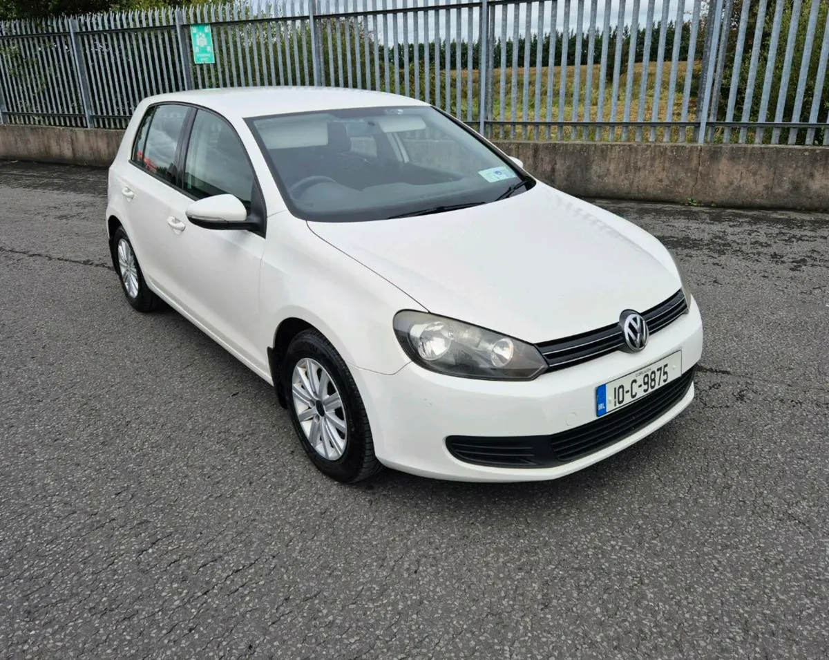 2010 VW GOLF - Image 2