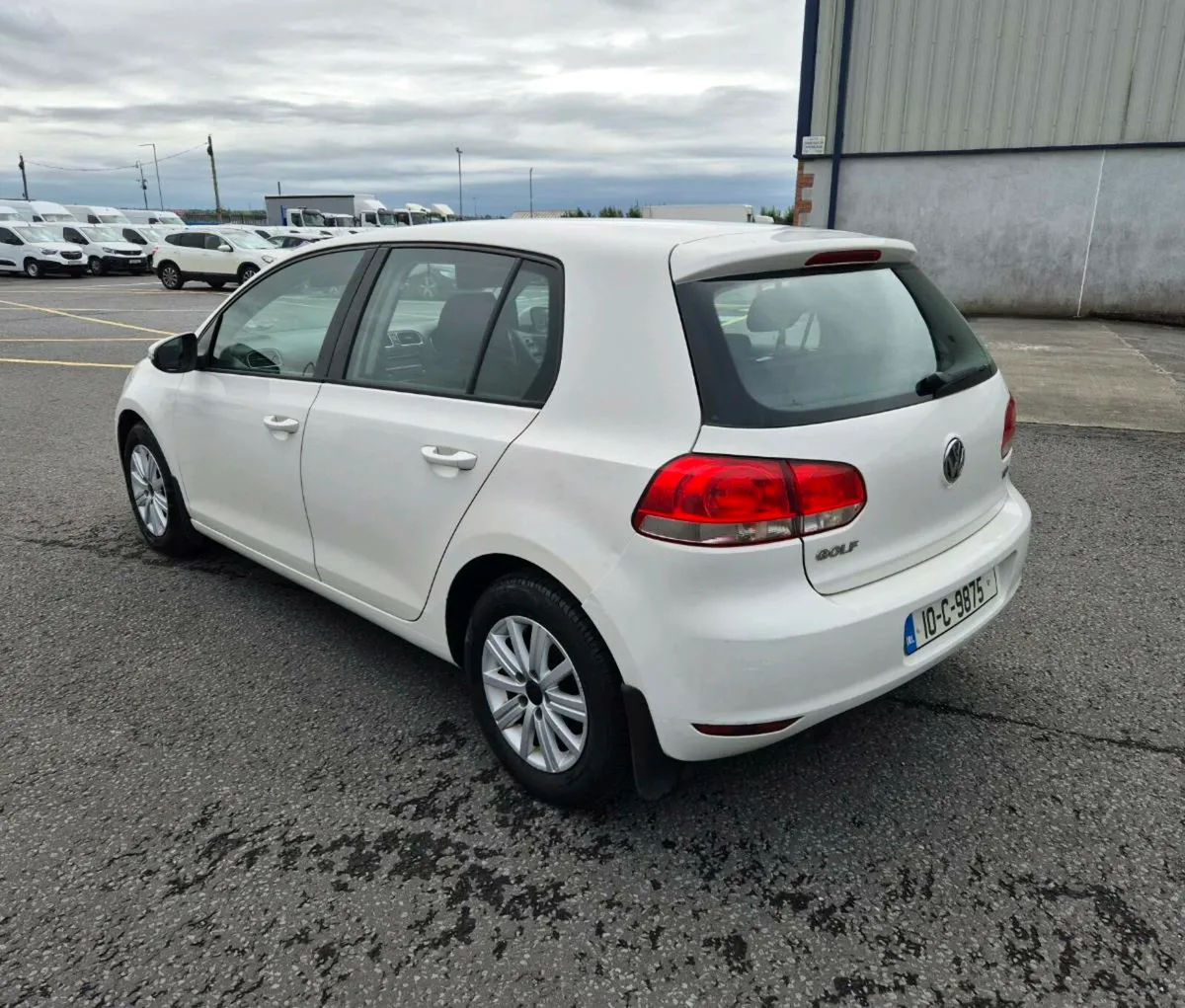 2010 VW GOLF - Image 4