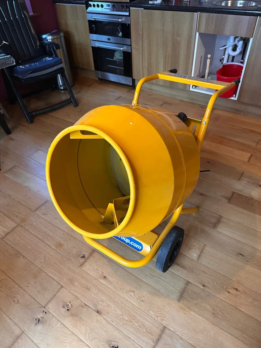DIY Tools-Bundle Cement Mixer + Power Tools (Used) - Image 2