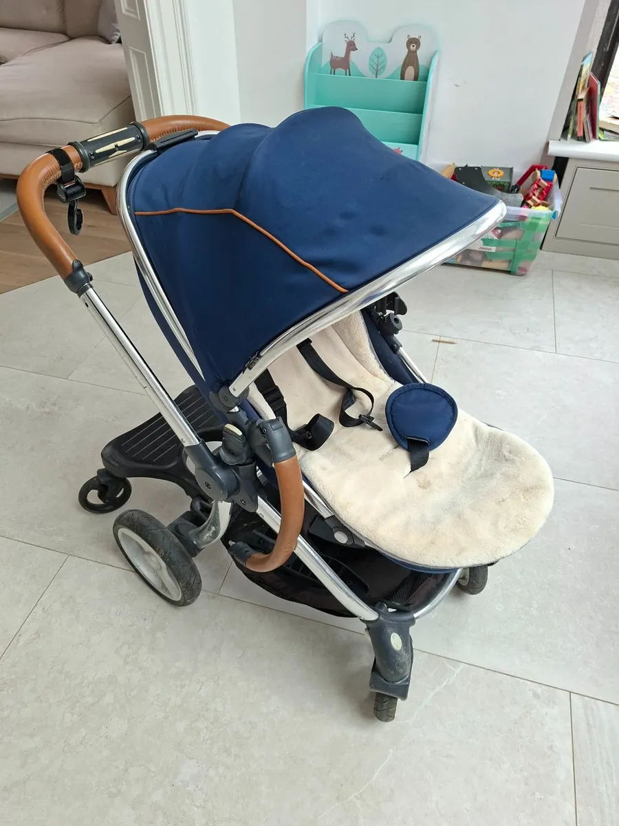 Buggy and baby basinet (egg buggy) - Image 1